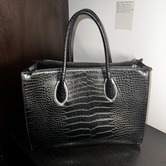 H&M Crocodile-Patterned Handbag - Picture 1 of 4